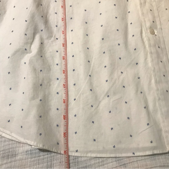 ‼️2/$15‼️ Men’s XL white dress shirt from Crown & Ivy - Picture 4 of 4